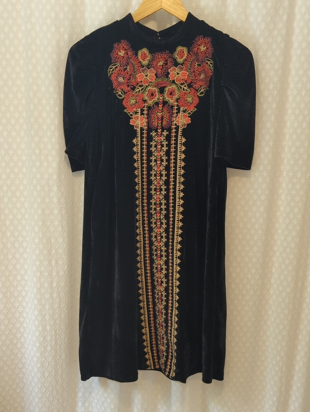 THML Anthropologie Embroidered Black Velvet Dress Women's M